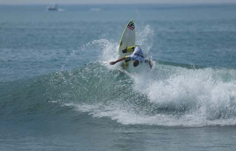 BGinsberg_2009-09-18_HurleyPro_Trestles_05_CJHobgood_WEB