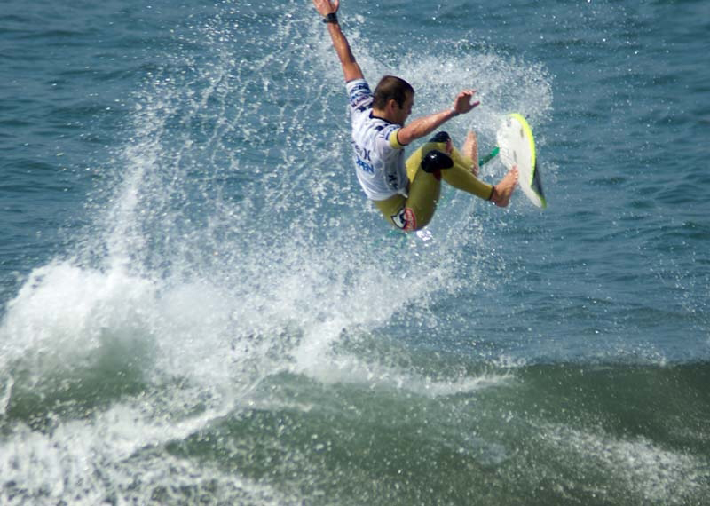 BGinsberg_2009-07-26_US Open of Surfing_CJ Hobgood_08_LR